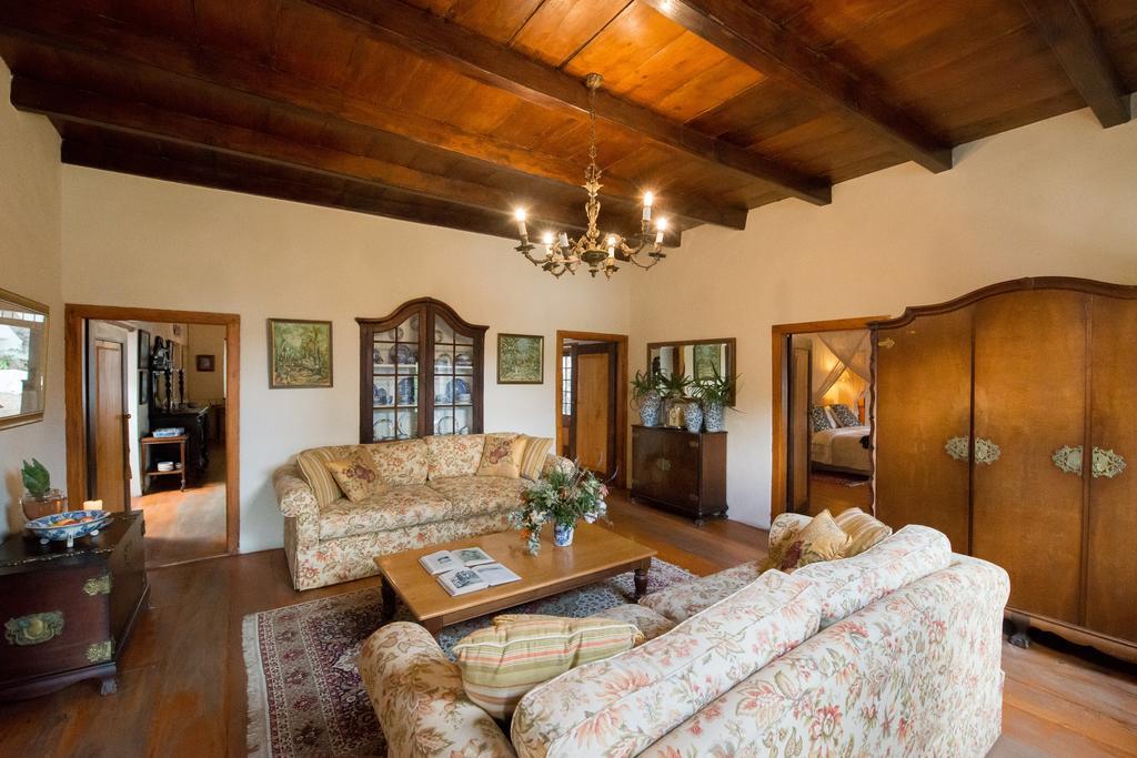 Tulbagh Country Guest House - Cape Dutch Quarters 외부 사진